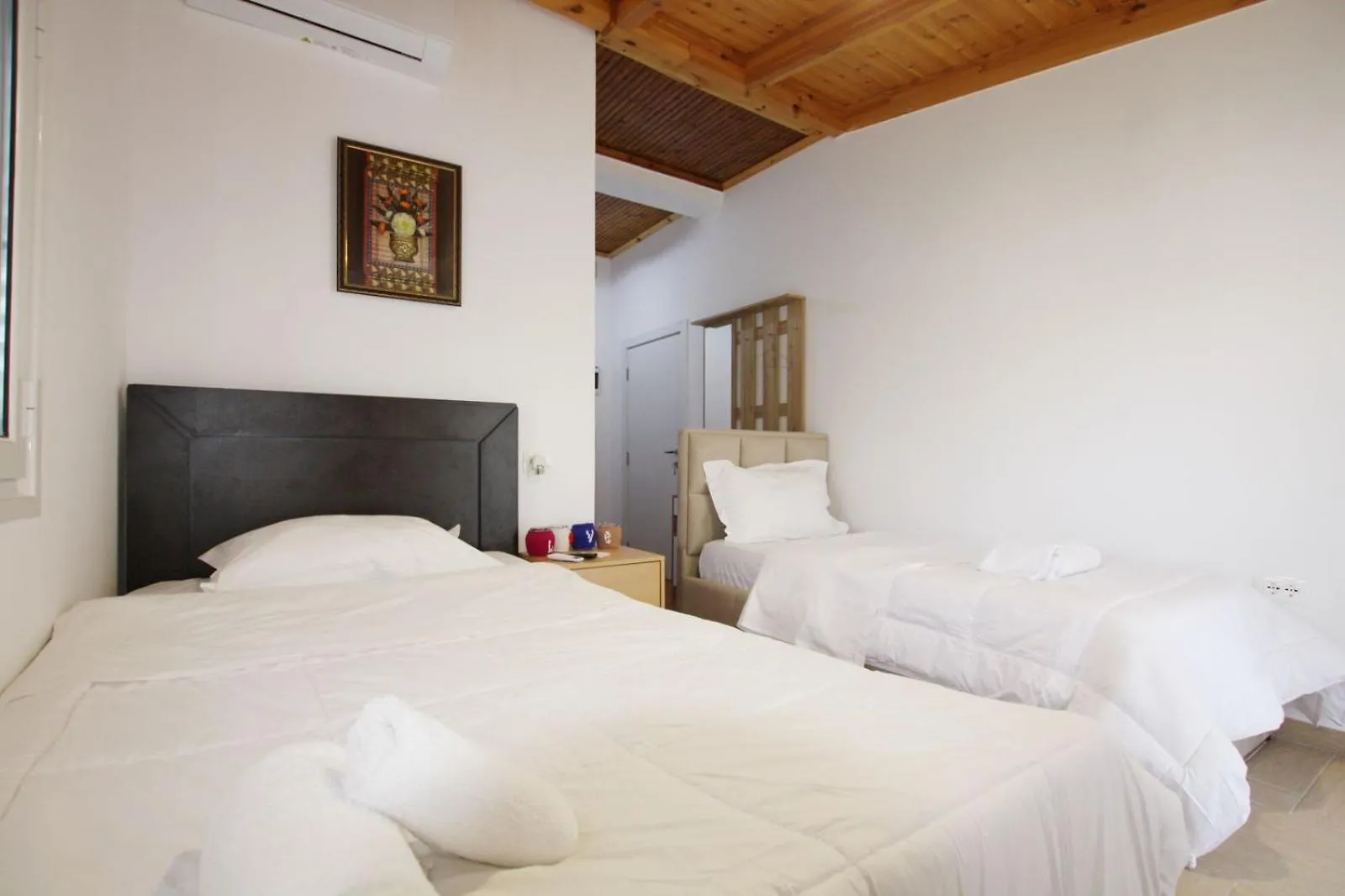 בראט Hotel Boutique Buzi 3*,
