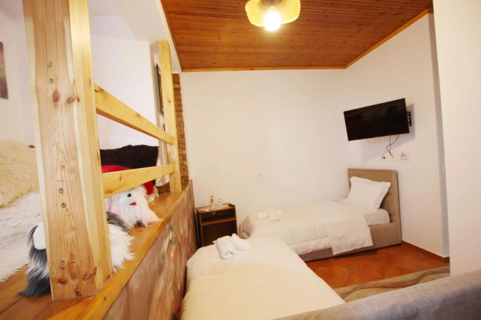 Hotel Boutique Buzi Berat 3*,