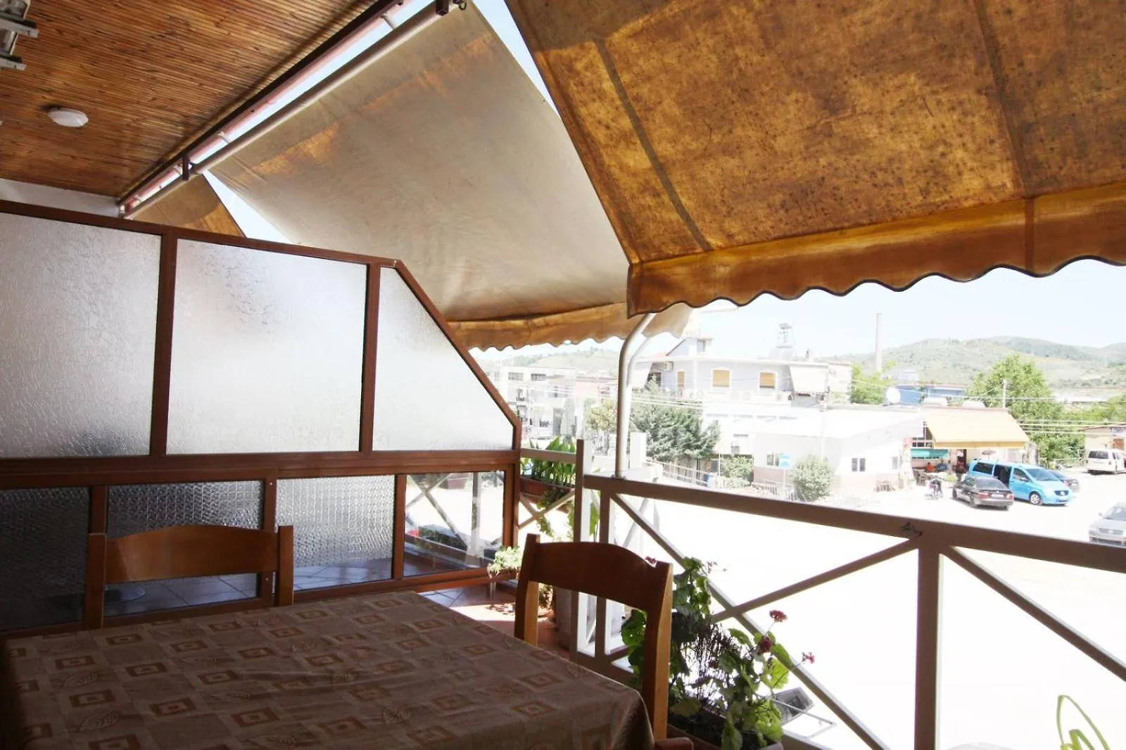 בראט Hotel Boutique Buzi